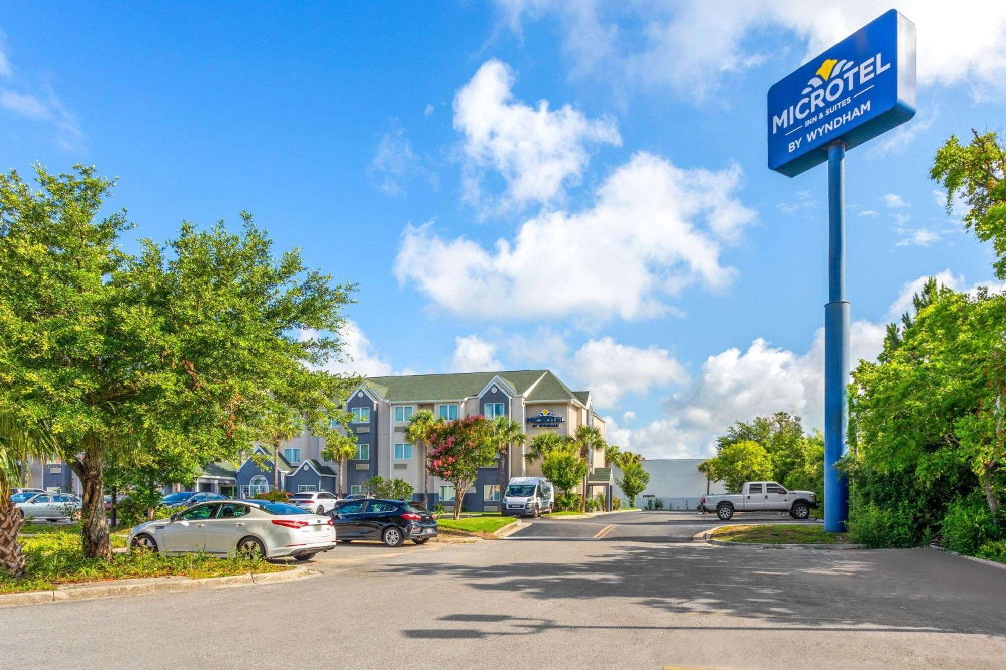 Microtel Inn & Suites By Wyndham Panama City Extérieur photo